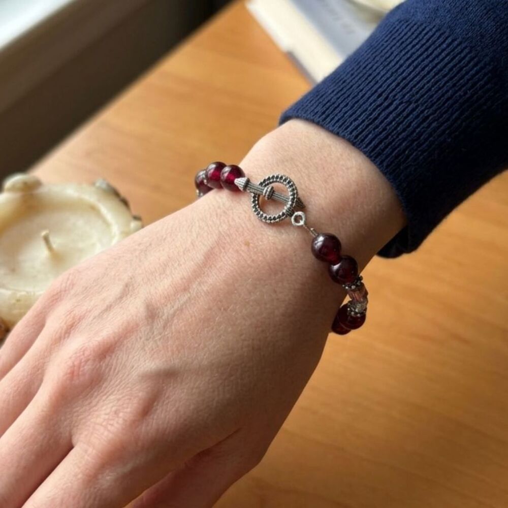 Handcrafted Deep Red Garnet Beaded Strand Bracelet EUC